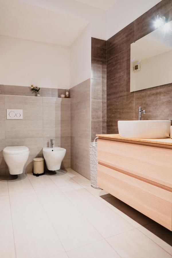 Casa Romeo Apartment Cuneo Ngoại thất bức ảnh